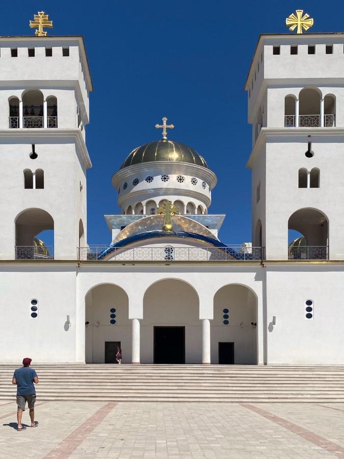 Villa Roan Бар Екстериор снимка